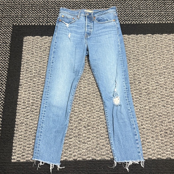 Levi's Denim - Levi’s Wedgie Straight Jeans Womens Sz 27 BIG E Raw Hem Button Fly Y2K Retro